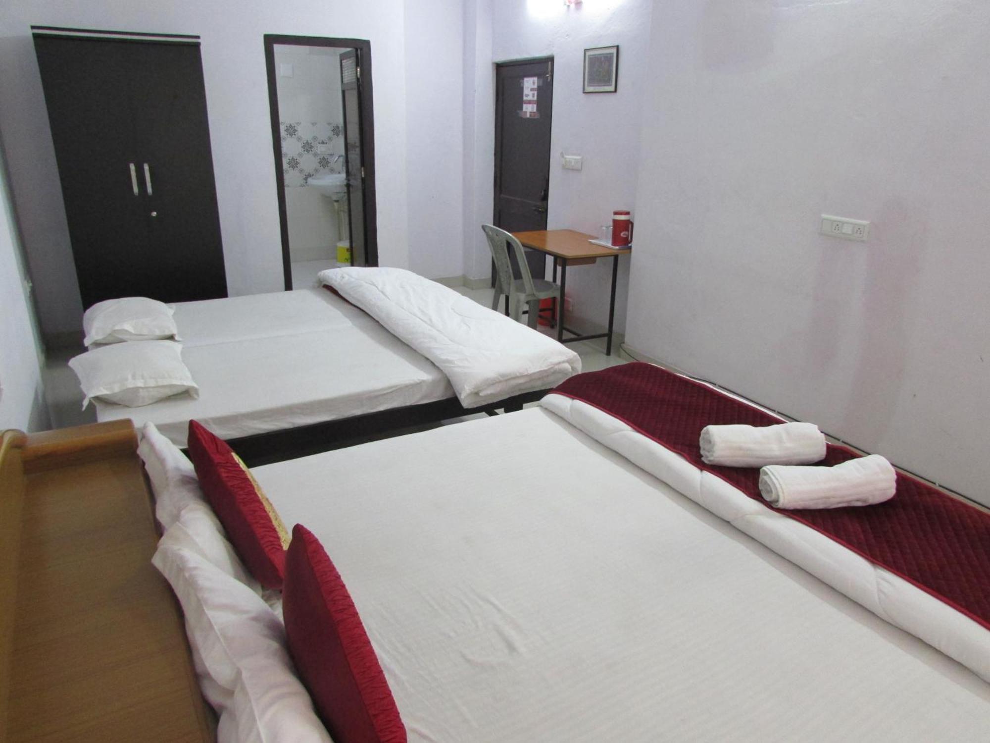 Ashish Guest House, Goverdhan Vilas Ουνταϊπούρ Εξωτερικό φωτογραφία