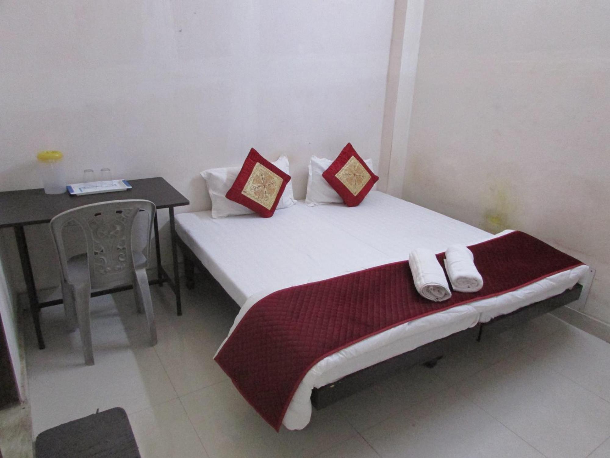Ashish Guest House, Goverdhan Vilas Ουνταϊπούρ Εξωτερικό φωτογραφία