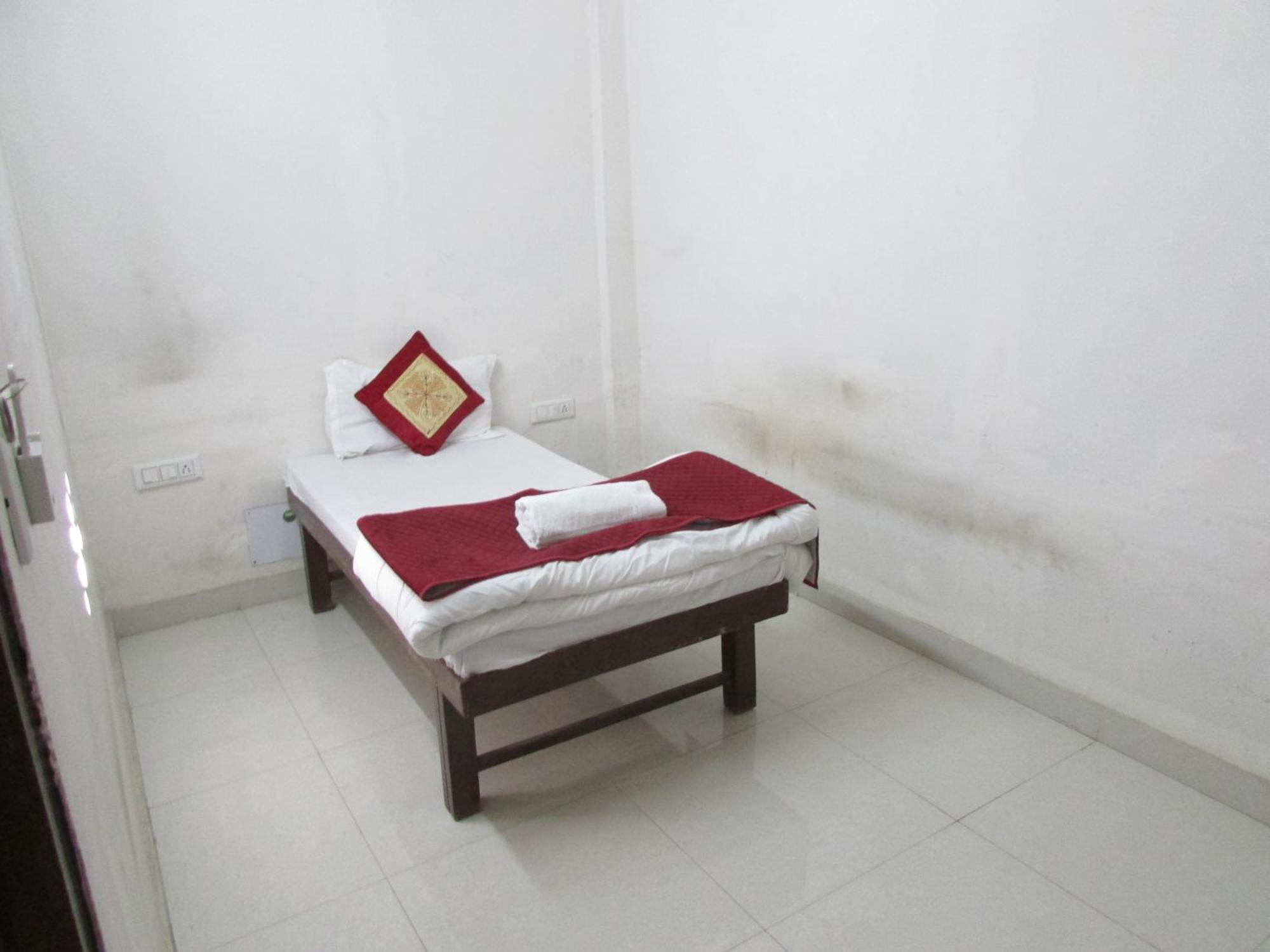 Ashish Guest House, Goverdhan Vilas Ουνταϊπούρ Εξωτερικό φωτογραφία