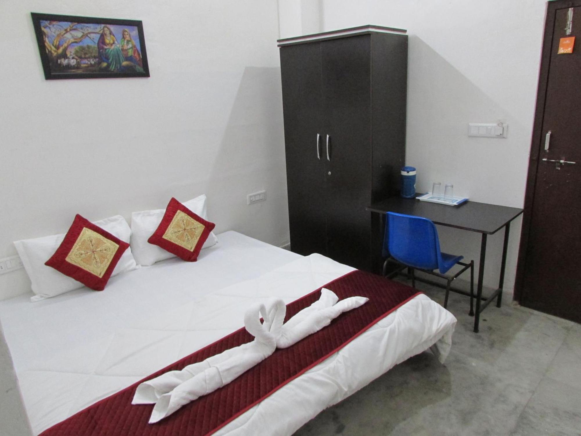 Ashish Guest House, Goverdhan Vilas Ουνταϊπούρ Εξωτερικό φωτογραφία